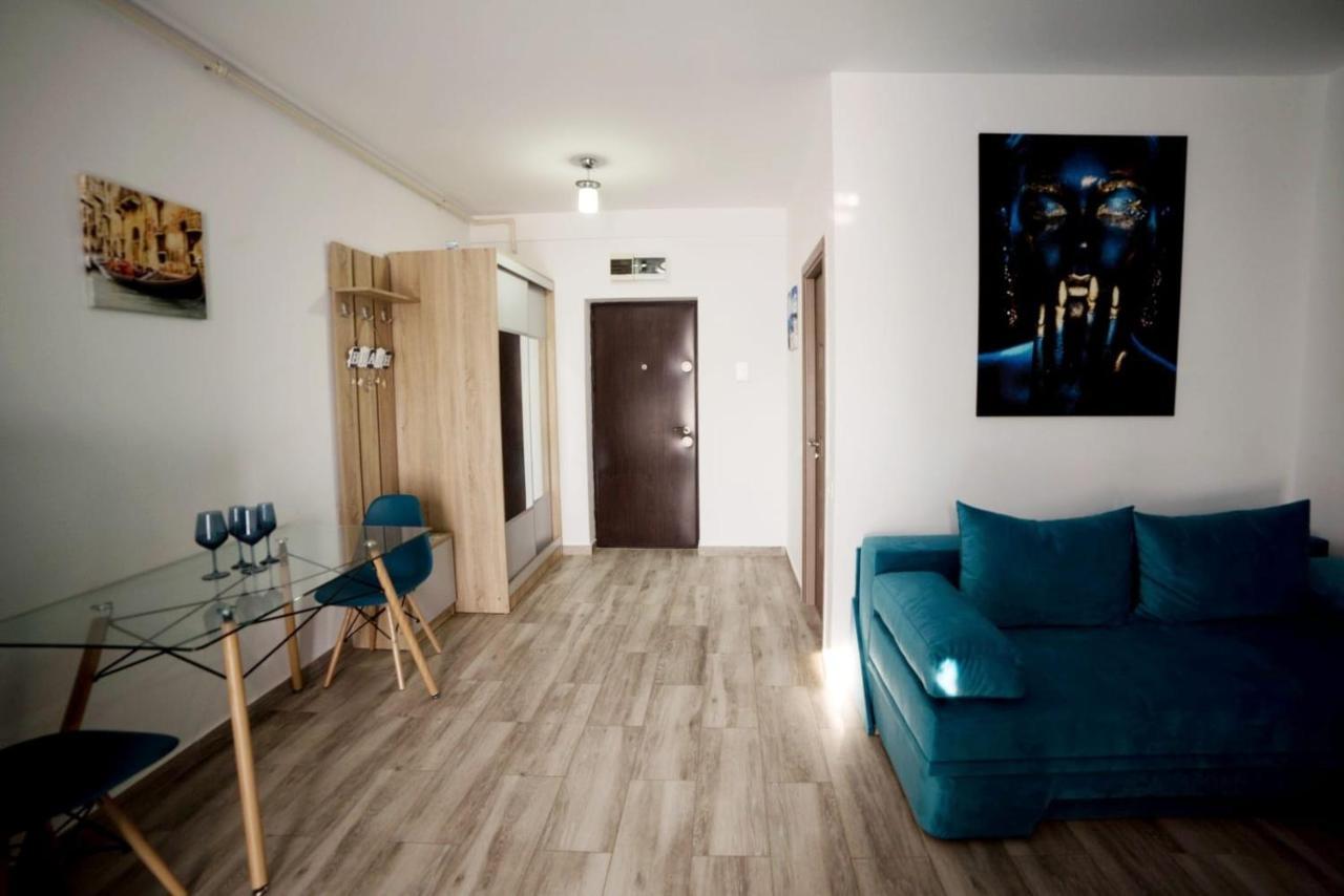Kazeboo Beach Apartment Năvodari Esterno foto